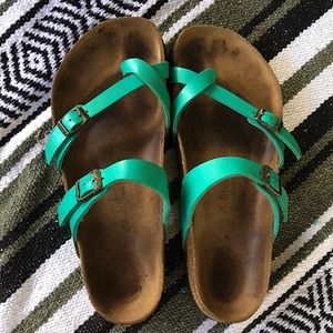 Mayari Birkenstock’s in Graceful Emerald